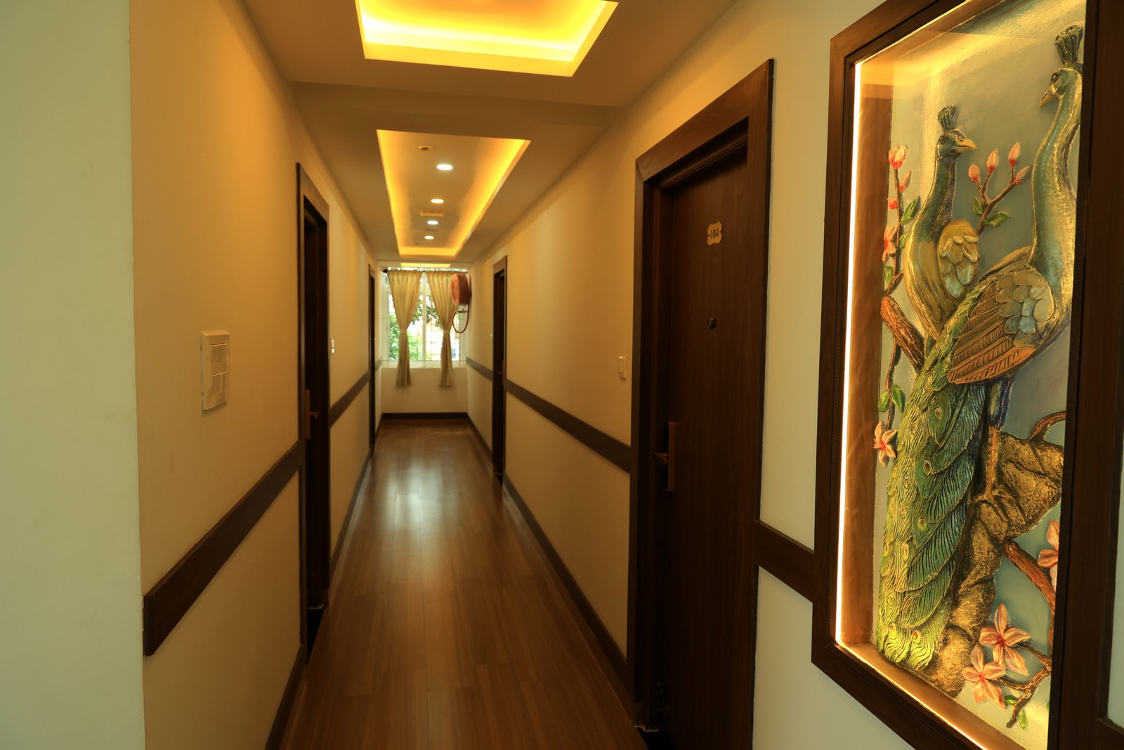 Hotel Vishaka Paark corridor