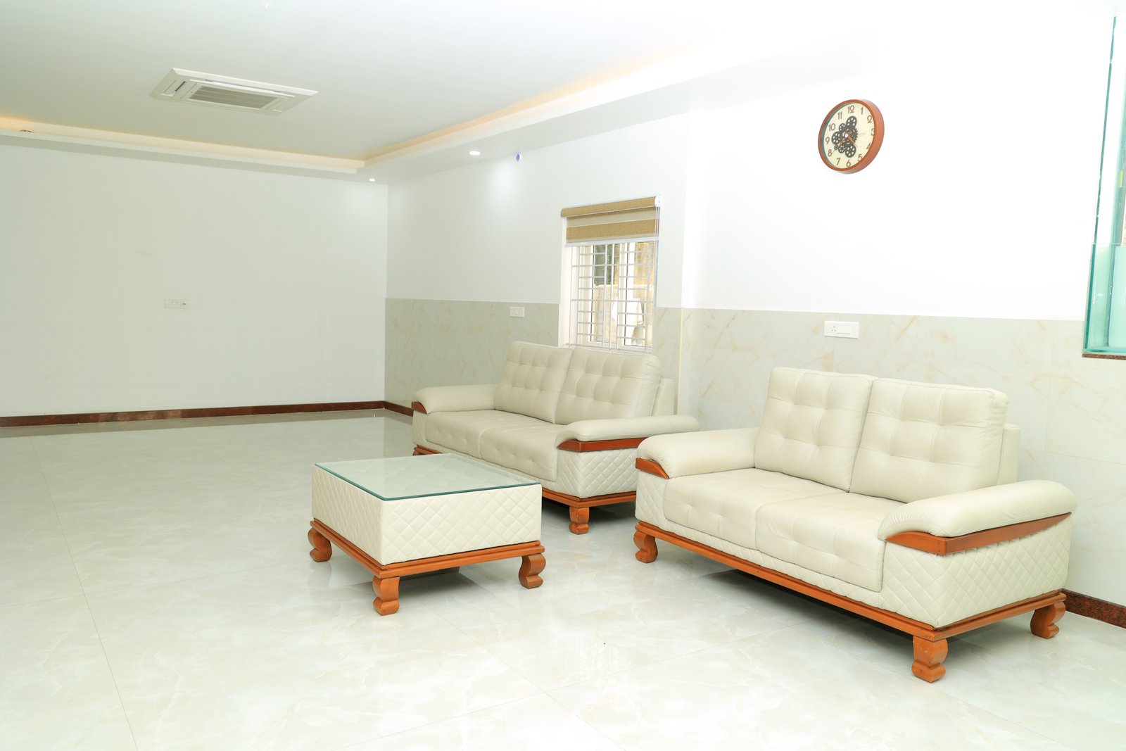 Hotel Vishaka Paark reception